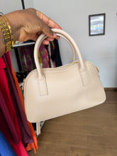 Load image into Gallery viewer, Beige mini bag
