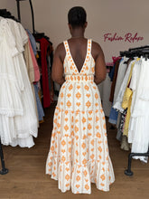 Load image into Gallery viewer, Orange and cream maxi sleeveless dress
