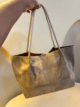 Load image into Gallery viewer, Beige suede tote bag
