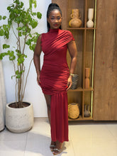 Load image into Gallery viewer, Wine bodycon drape dress
