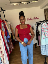 Load image into Gallery viewer, Wine cap sleeves button detail top
