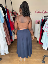 Load image into Gallery viewer, Blue brown belted maxi skirt
