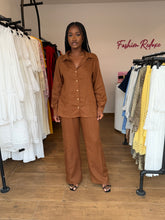 Load image into Gallery viewer, Brown linen longsleeves two piece
