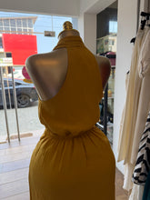 Load image into Gallery viewer, Mustard midi elasticated waist dress
