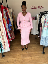 Load image into Gallery viewer, Pink knit jeweled two piece
