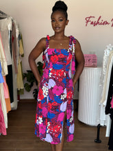 Load image into Gallery viewer, Pink floral tie up midi dress
