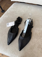 Load image into Gallery viewer, Black pointed sling back flat shoe
