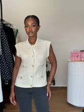 Load image into Gallery viewer, Cream knit top
