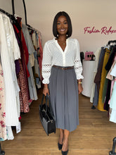 Load image into Gallery viewer, White long sleeves lace detail top
