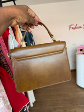 Load image into Gallery viewer, Brown midi square bag
