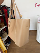 Load image into Gallery viewer, Light brown midaxi tote bag
