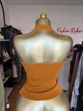Load image into Gallery viewer, Yellow two piece top
